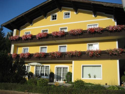 Pension Wartenfels Fuschl am See Exterior photo